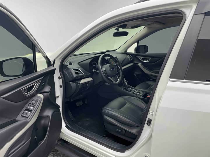 Subaru Forester 2022 2022款 2.0i AWD豪华版EyeSight