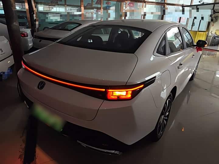 Changan Eado EV 2025 2025款 智慧新蓝鲸 145KM 高能版