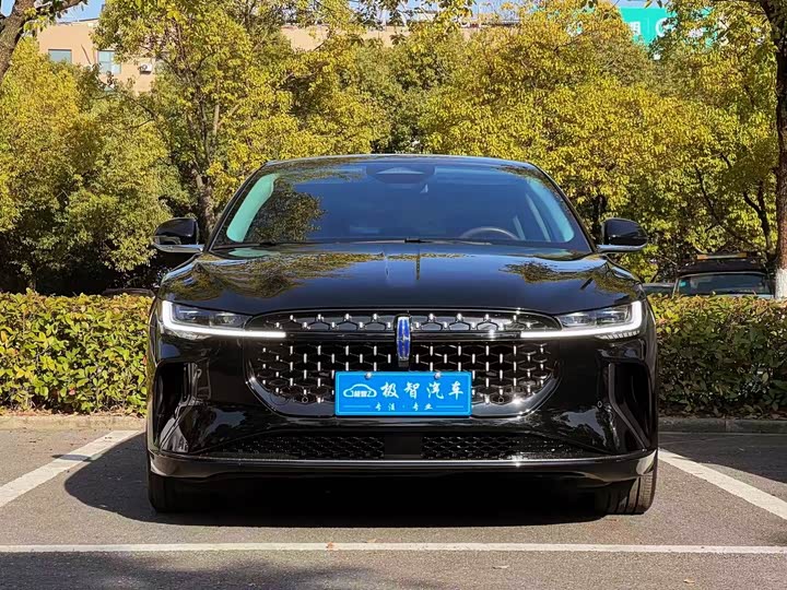 Lincoln Z (Zephyr) 2025 2025款 2.0T 尊尚混动版