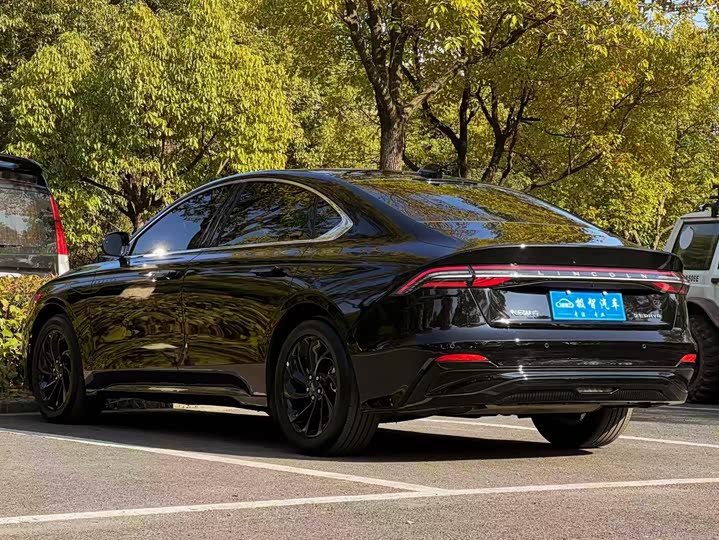 Lincoln Z (Zephyr) 2025 2025款 2.0T 尊尚混动版