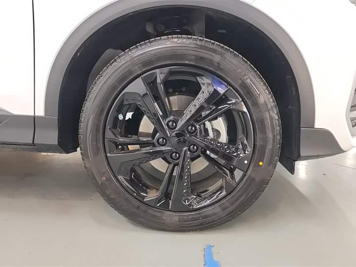 Geely Coolray 2025 2025款 缤越L 1.5TD DCT 星耀