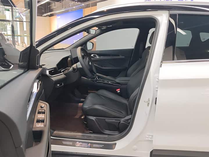 Geely Coolray 2025 2025款 缤越L 1.5TD DCT 星耀