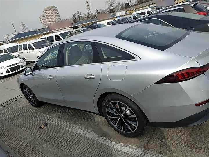 Roewe D7 2025 2025款 DMH 125km 世界冠军版