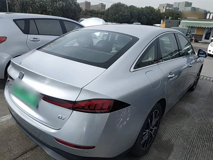 Roewe D7 2025 2025款 DMH 125km 世界冠军版