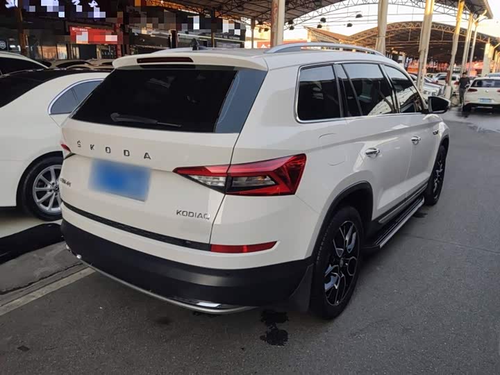 Skoda Kodiaq 2021 2021款 TSI330 7座两驱豪华优享版