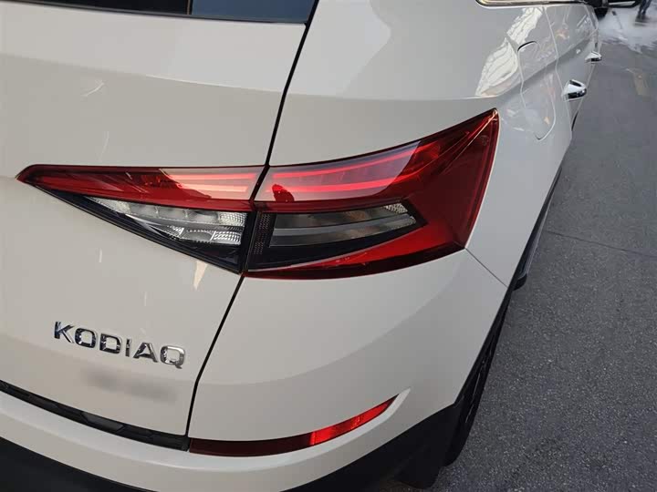 Skoda Kodiaq 2021 2021款 TSI330 7座两驱豪华优享版