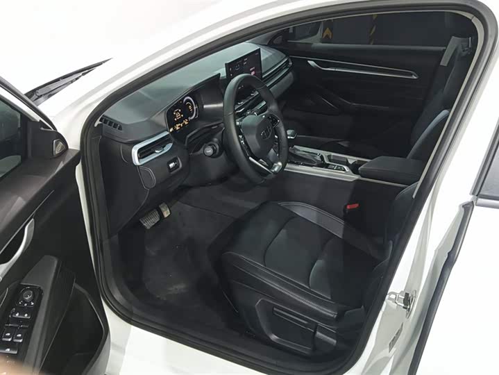 Geely Emgrand 2025 2025款 第4代 1.5L CVT龙腾版