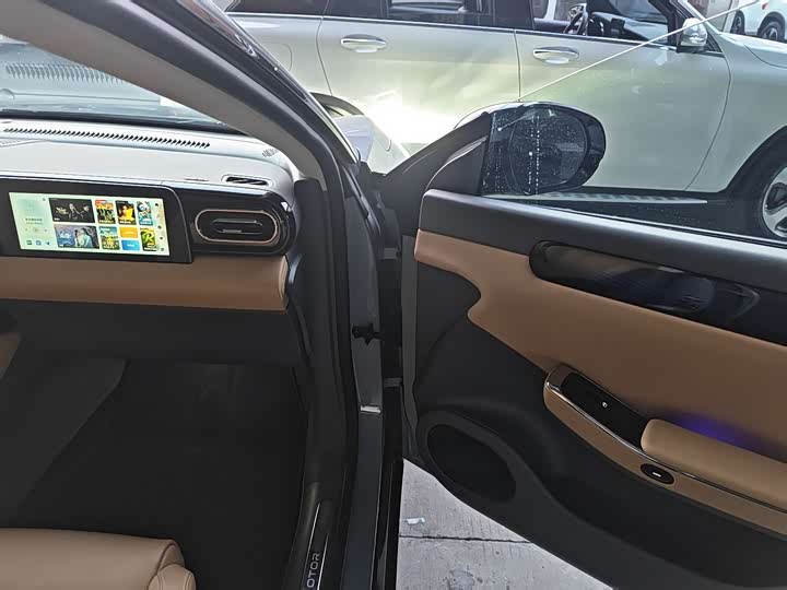 Leapmotor C01 2024 2024款 纯电 525尊享版