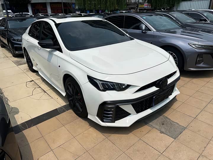 GAC Trumpchi Empow R 2024 2024款 400T 自动 影豹R PRO版