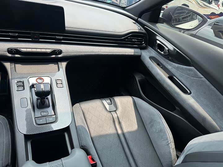 GAC Trumpchi Empow R 2024 2024款 400T 自动 影豹R PRO版