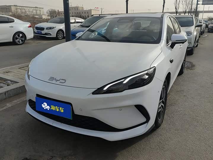 BYD Seal 05 DM-i Hybrid 2025 2025款 DM-i 智驾版 55KM尊贵型