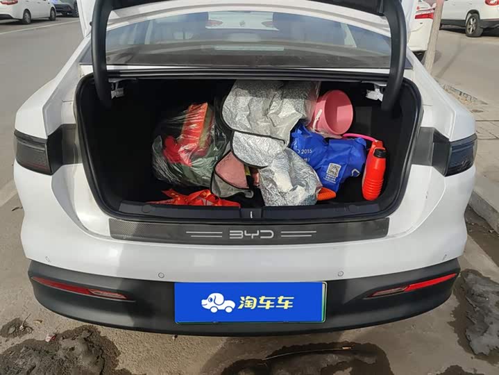 BYD Seal 05 DM-i Hybrid 2025 2025款 DM-i 智驾版 55KM尊贵型