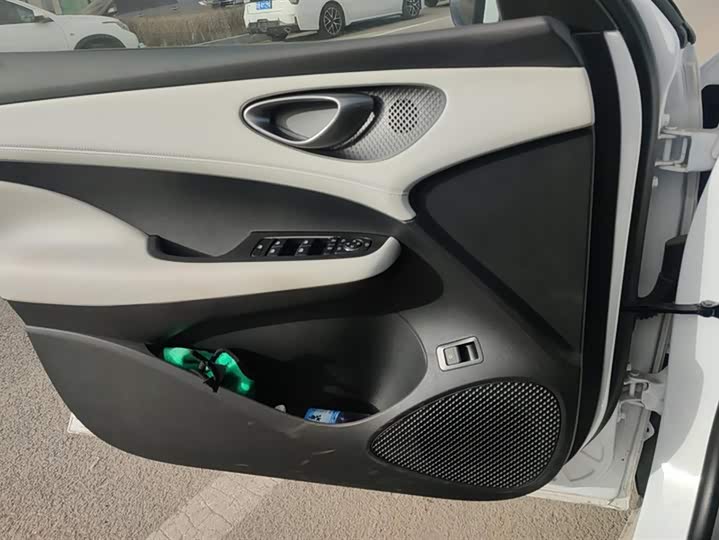 BYD Seal 05 DM-i Hybrid 2025 2025款 DM-i 智驾版 55KM尊贵型