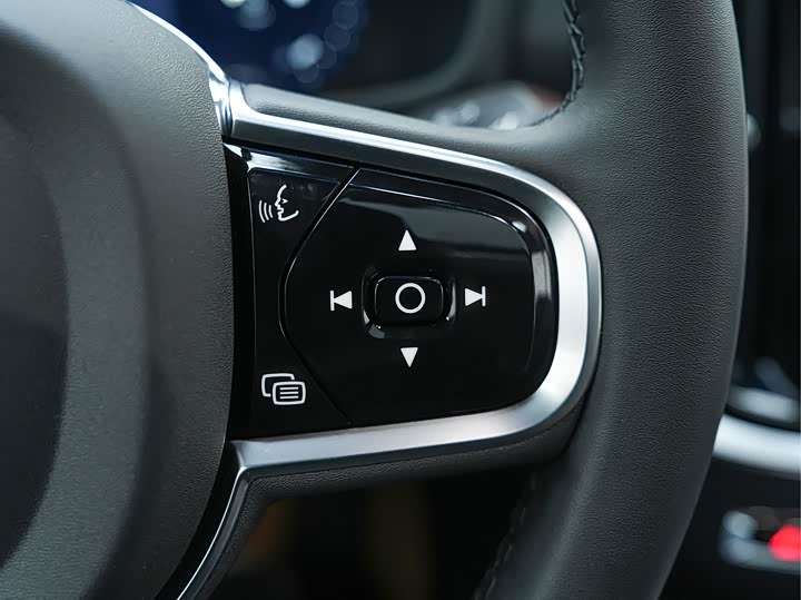 Volvo S60 2026 2026款 B4 智远豪华版