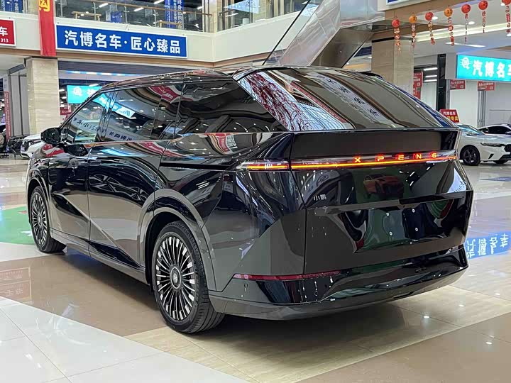 XPeng X9 2025 2025款 纯电 740超长续航 Max