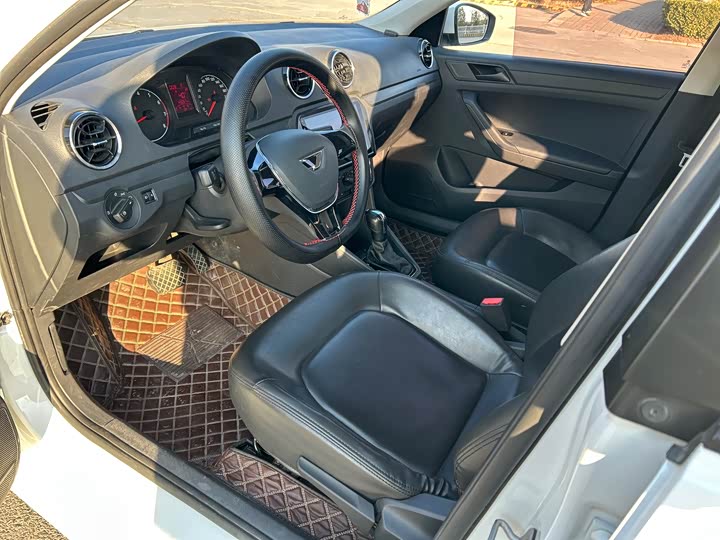 Jetta VA3 2021 2021款 1.5L 自动向上人生版