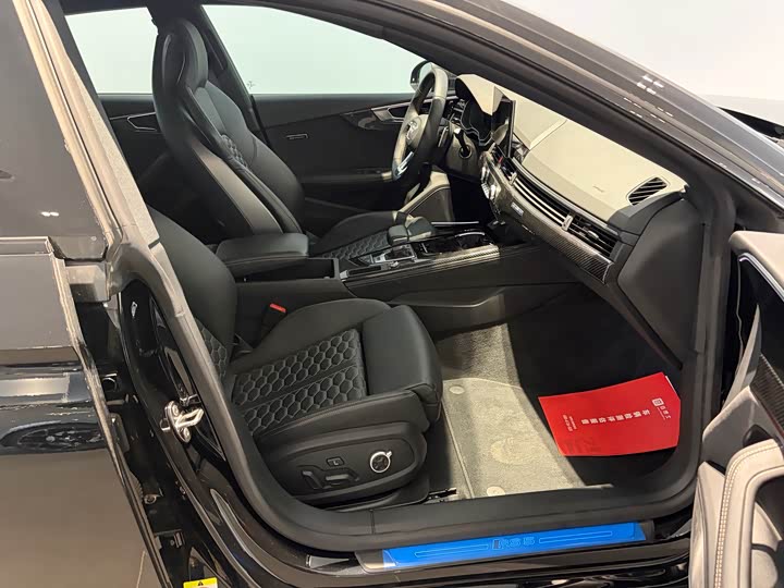 Audi RS 5 2023 2023款 RS 5 2.9T Sportback 暗金版