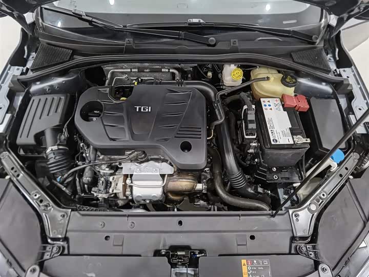 Roewe i6 Max 2020 2020款 300TGI 自动爽酷天幕智驾Supreme版