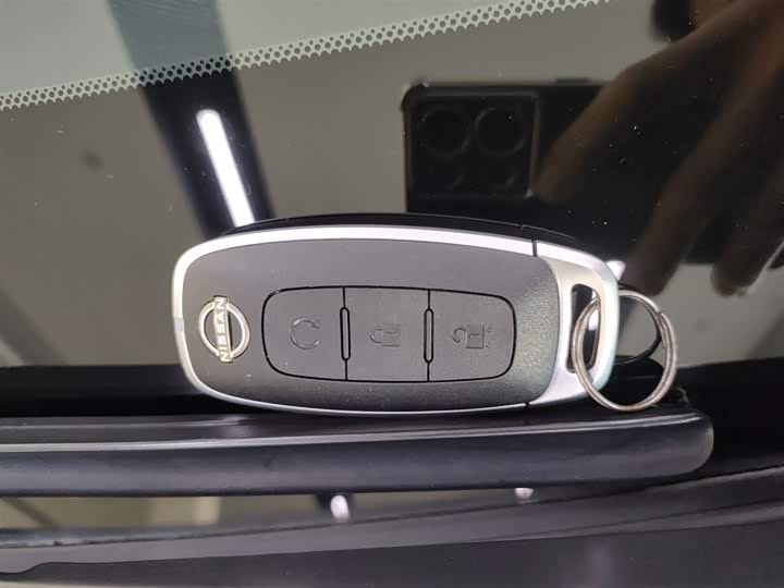 Nissan Kicks 2023 2023款 劲情版 1.5L 淋漓「劲」致 豪华版