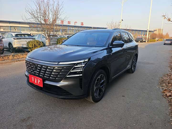 Changan CS75 Plus 2025 2025款 第四代 1.5T 新蓝鲸 智慧旗舰型