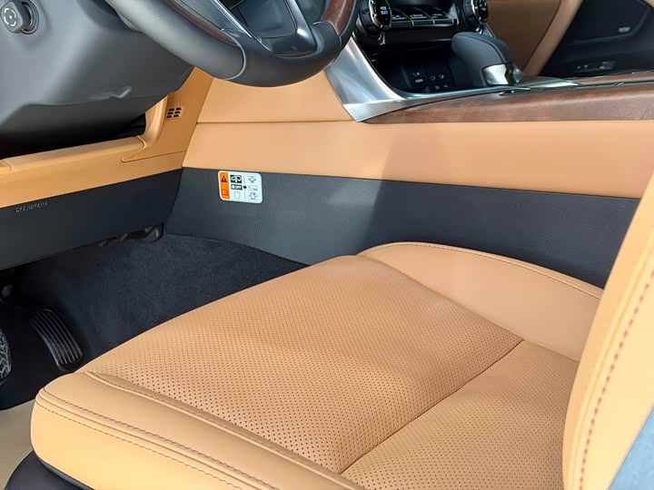 Lexus LX 2025 2025款 700h 领界版