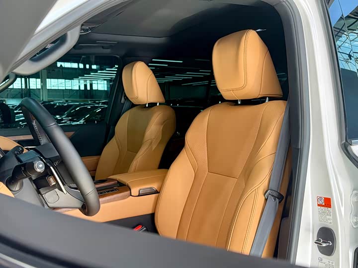 Lexus LX 2025 2025款 700h 领界版