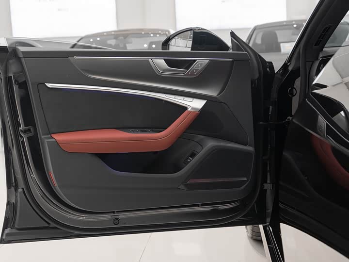 Audi A7L 2024 2024款 45 TFSI quattro S-line 黑武士版