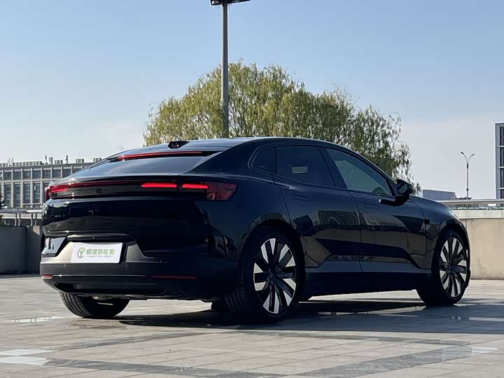 Polestar 4 2023 2023款 单电机长续航PLUS