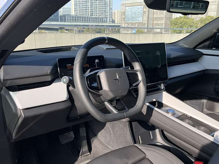 Polestar 4 2023 2023款 单电机长续航PLUS