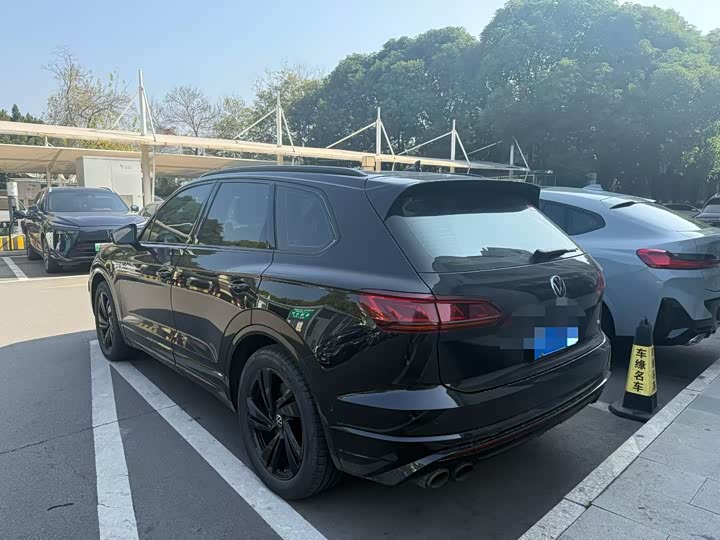 Volkswagen Touareg 2022 2022款 3.0TSI 锐享版 曜黑运动套装