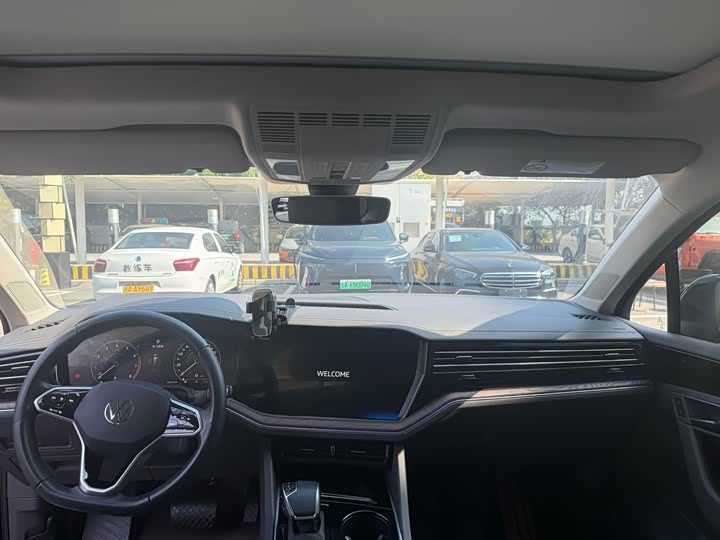 Volkswagen Touareg 2022 2022款 3.0TSI 锐享版 曜黑运动套装