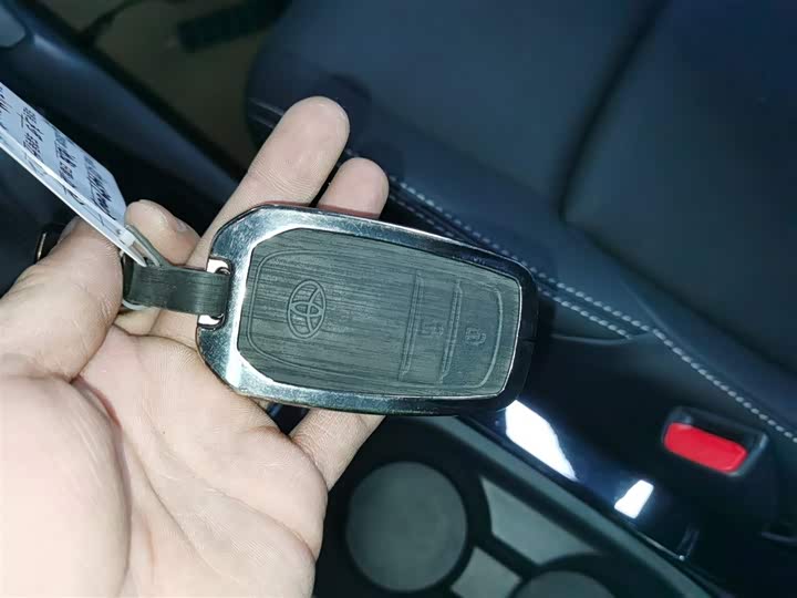 Toyota Frontlander 2024 2024款 2.0L CVT豪华版