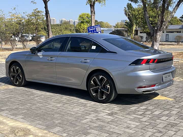 Peugeot 508 2023 2023款 508L 400THP 驭动旗舰版