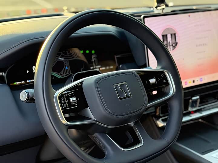 Zeekr 9X 2025 2025款 Ultra版 70kWh