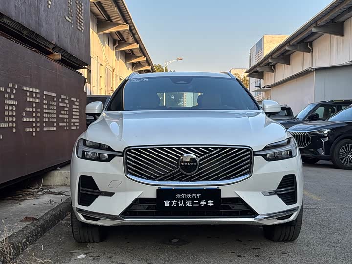 Volvo XC60 2026 2026款 B5 四驱智远豪华版
