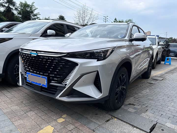 Changan Oshan X5 Plus 2023 2023款 1.5T DCT先锋型 律动版