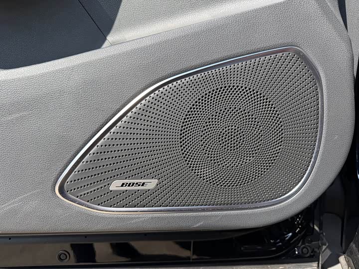 Hongqi HS5 2025 2025款 2.0T 两驱玄影版