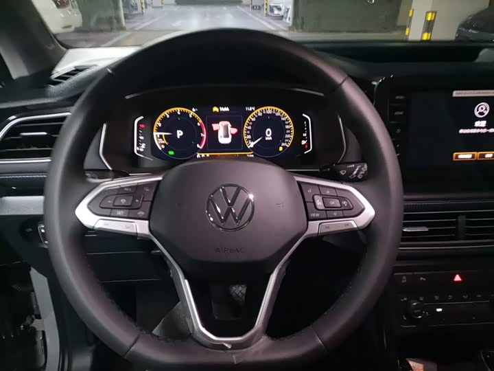 Volkswagen Tharu 2026 2026款 新锐 300TSI 锐享版