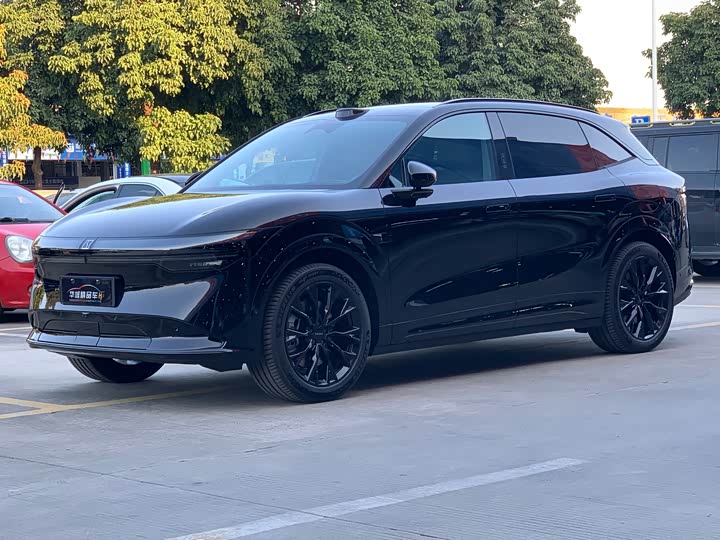 Zeekr 7X 2025 2025款 100kWh 长续航后驱智驾版