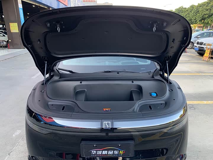 Zeekr 7X 2025 2025款 100kWh 长续航后驱智驾版