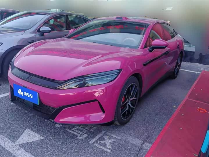 BYD Han L 2025 2025款 DM-p 四驱激光雷达旗舰型