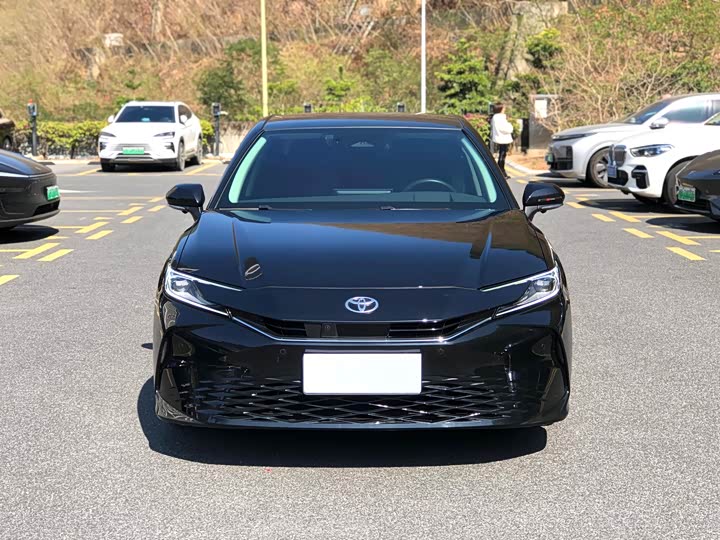 Toyota Camry 2024 2024款 双擎 2.0HG 尊贵版