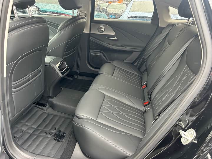 Chery Arrizo 8 2025 2025款 1.6T DCT卓越版