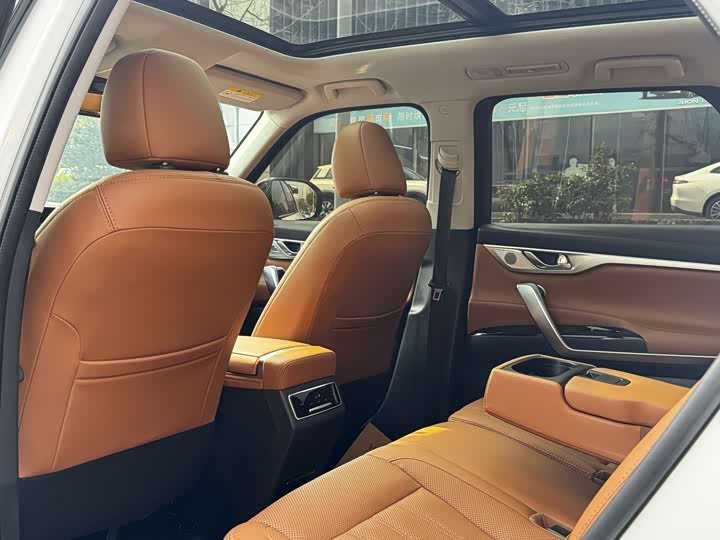 Changan CS95 2021 2021款 2.0T 两驱豪华型