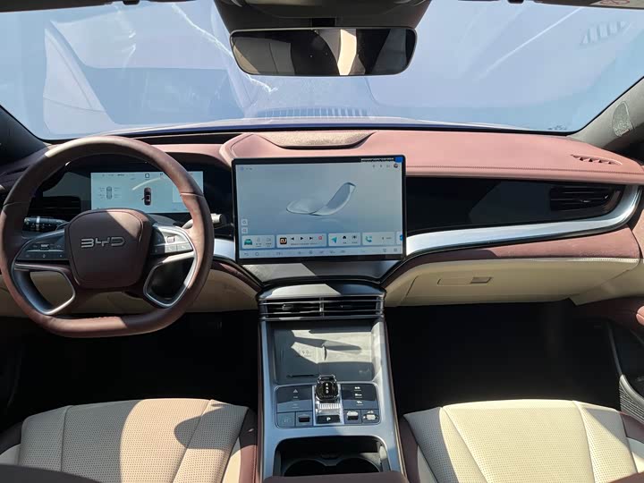 BYD Seal 07 DM-i Hybrid 2025 2025款 DM-i 1.5L 125km 尊贵型