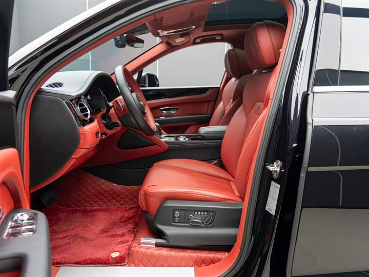 Bentley Bentayga 2024 2024款 4.0T V8