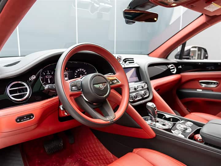 Bentley Bentayga 2024 2024款 4.0T V8