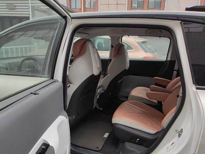 BAIC Arcfox Kaola 2023 2023款 家庭版Pro