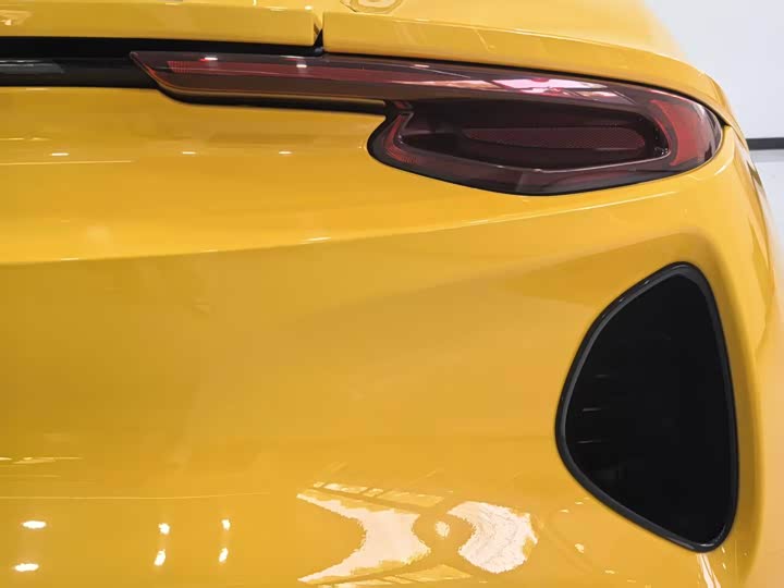 Lotus Emira 2022 2022款 3.5T V6 手动 First Edition