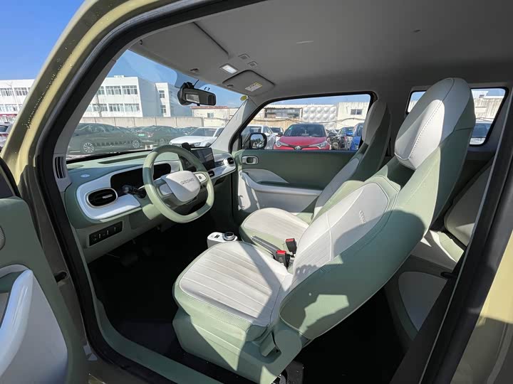 Geely Galaxy Panda Mini 2025 2025款 210km 熊猫骑士